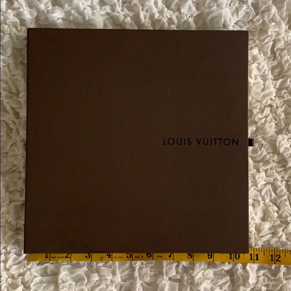 Louis Vuitton scarf box